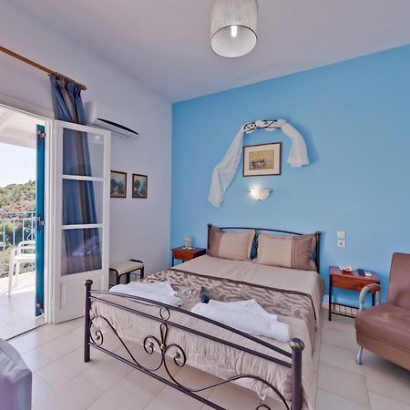 Aelia Studios Koukounaries Habitación foto